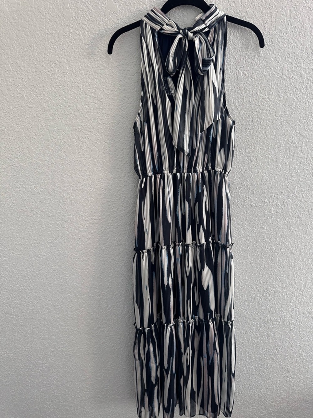 Socialite Mock Neck Halter Midi Dress Abstract Print Tiered Chiffon M - Picture 6 of 12